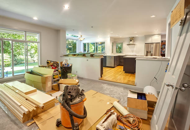Professional Cabinet Refacing technician working in Palmetto, FL
